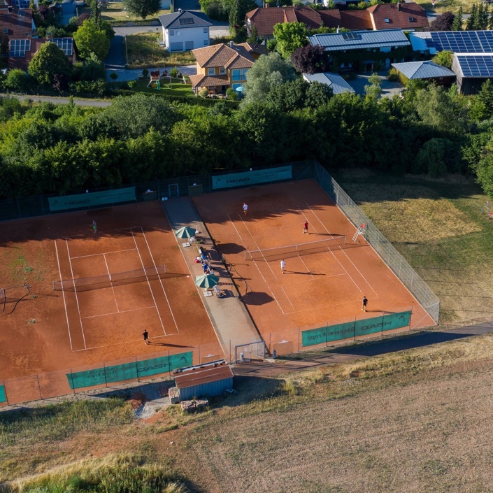 Sanierung der Tennisplätze beim SVF