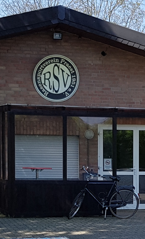 Sanierung unserer Umkleidekabinen und Duschräume