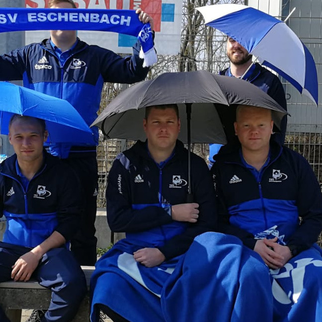 Überdachte Auswechselbänke # Nichtimregenstehen