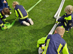 Erstausrüstung für die Kinder-und Jugendfeuerwehr Leimbach