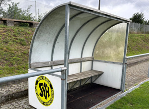 Neue Spielerkabinen