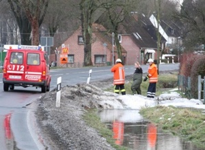 Neuer Feuerwehr-Mannschaftstransportwagen