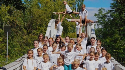 Gemeinsam zum AirTrack - für unsere kleinen und großen Akrobaten!