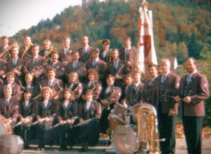 Unser Musikverein braucht neue Kleider