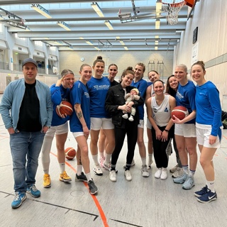 Individualtraining mit 1. Frauenteam und Coach Jan