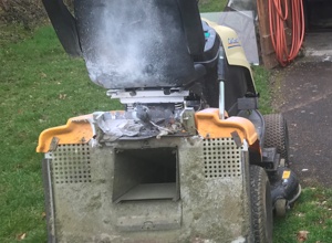 Mähroboter und Rasentraktor für die Sportanlage am Baronenwald