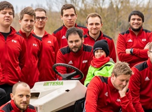 Aufsitzrasenmäher für den 1. FC Mömbris