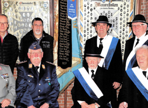 Historische Fahne Mauerstetten