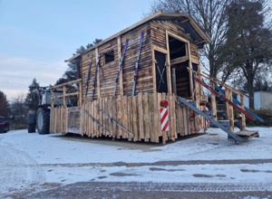 Neuer Wagen für Karneval und Freizeitgemeinschaft Saar-Mosel e.V.