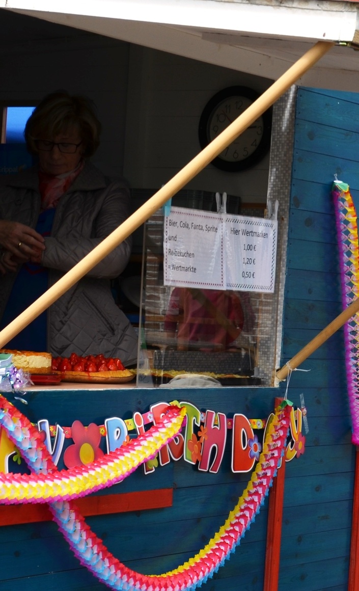 Mehr Sitzplätze für den Dorfmarkt
