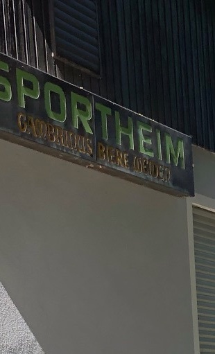 Erneuerung der Terrasse auf dem Sportgelände der SpVgg Schirmitz