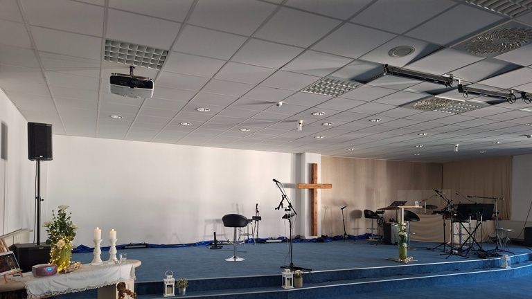 Renovierung  Gottesdienst- und Veranstaltungsraum