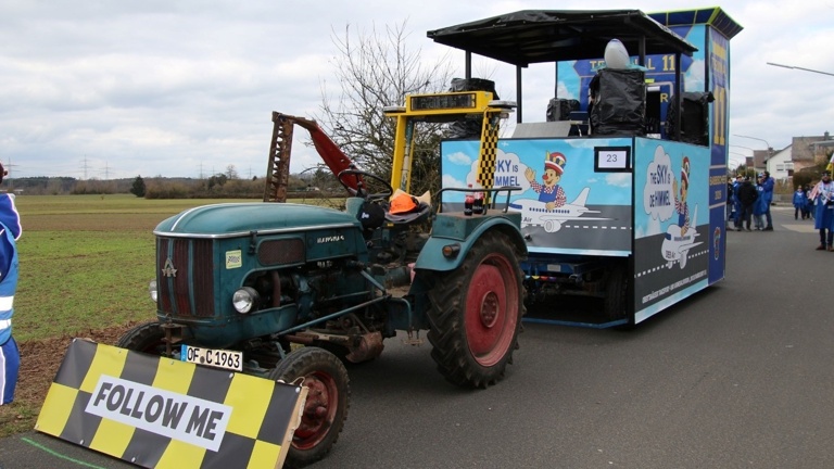 Traktorkauf für Umzugswagen