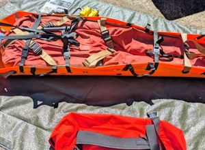 Rettungstrage für die Höhlenrettung