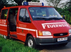 Neuer Feuerwehr-Mannschaftstransportwagen