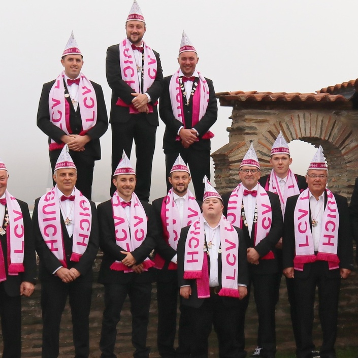 Neue Jacken für unseren Verein