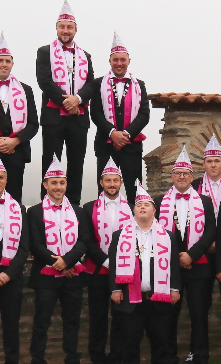 Neue Jacken für unseren Verein