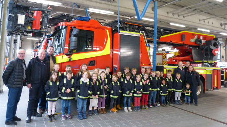 Kinderfeuerwehr Eitorf - Anschaffung eines Mannschaftswagens