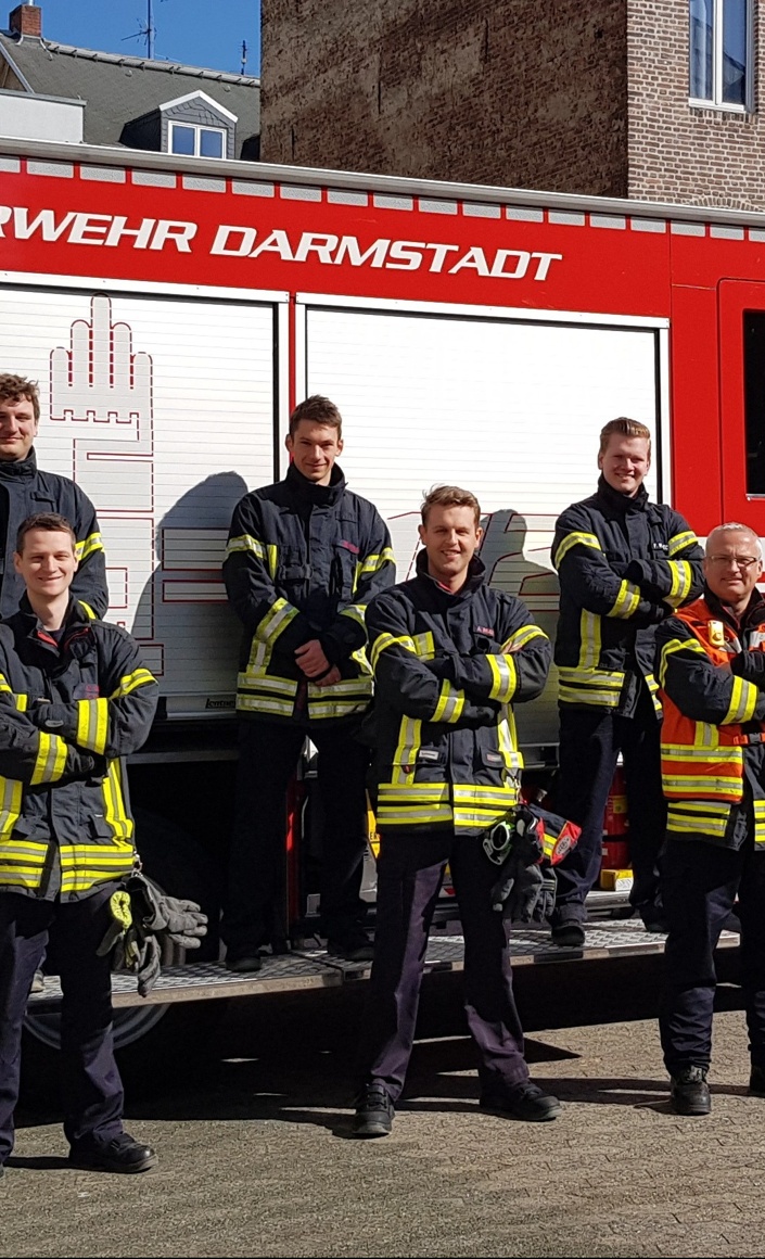 Wärmebildkamera & Kettensäge für die Feuerwehr Darmstadt-Innenstadt