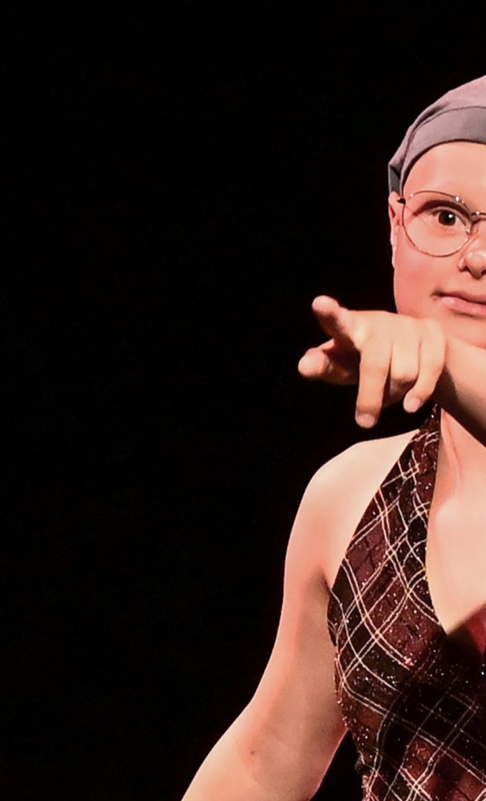 GiRRRRLs professionelles Theater mit Schauspielerinnen mit Down-Syndro