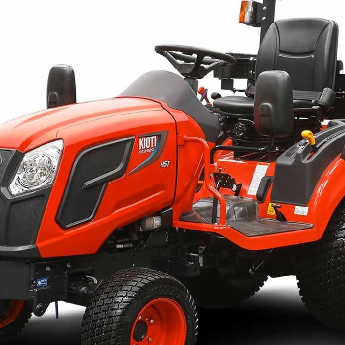 neuer Traktor für den Verein