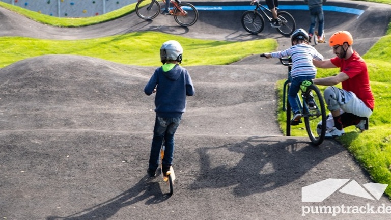 Neuer Pumptrack in Emlichheim