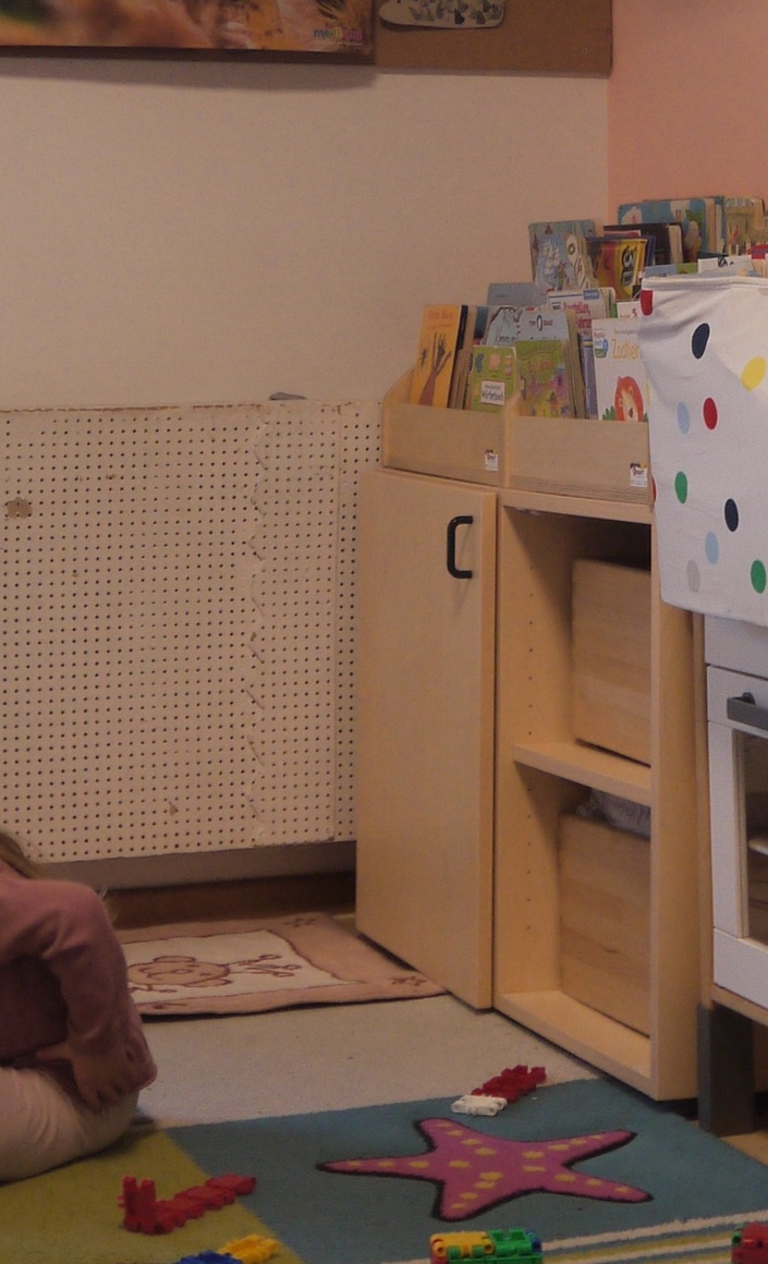 Kleine Würmchen, großer Plan - Wir schaffen uns neue Möbel an!