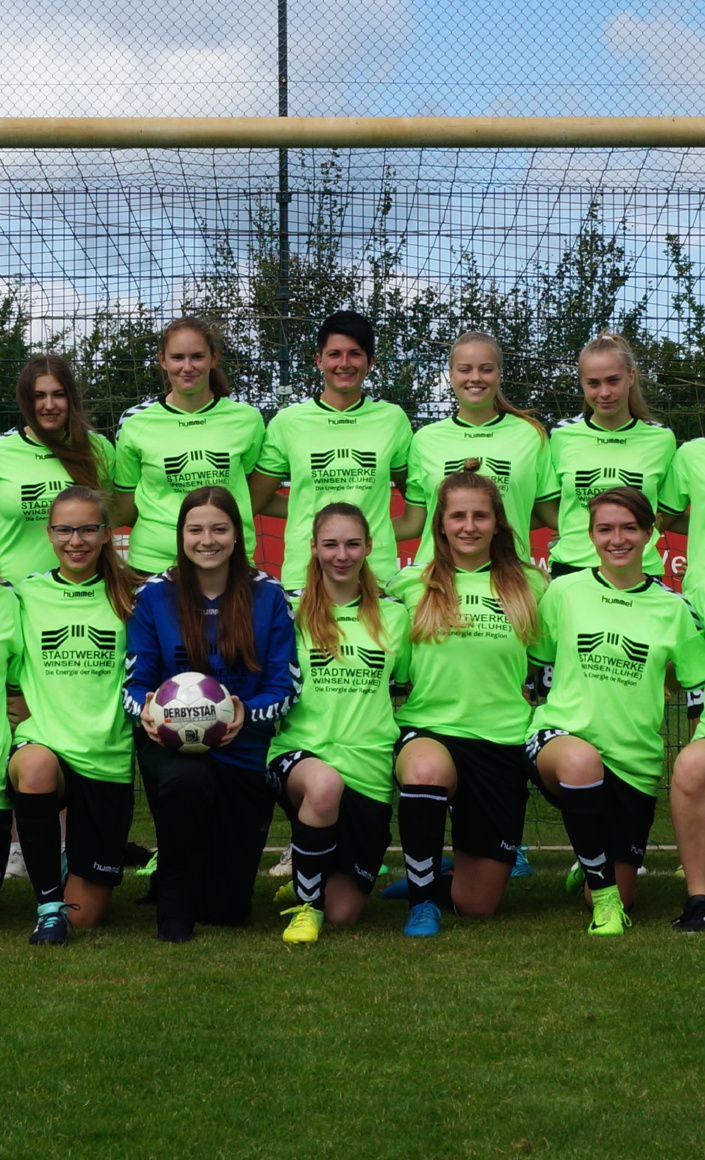 Neue Ausstattung für unsere Fußballdamen