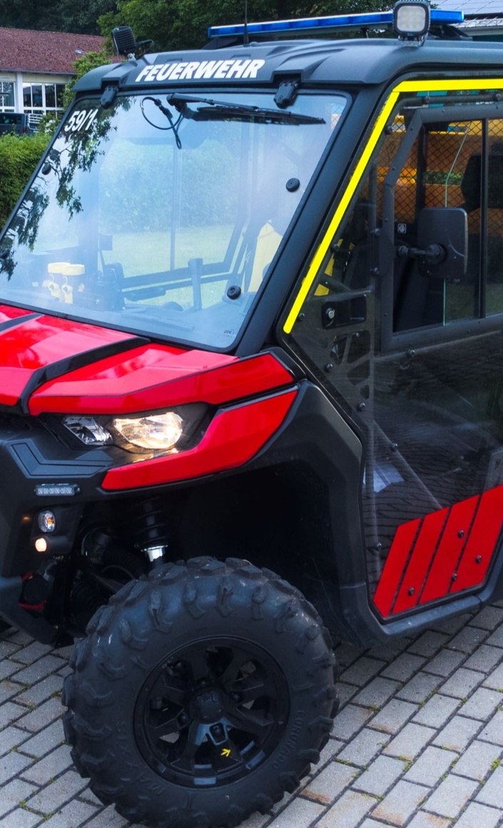 Neues Geländefahrzeug für die Feuerwehr Hauzenstein