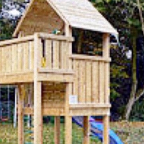 Wir bauen einen neuen Kletterturm für die Kleinsten