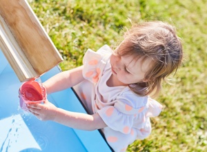 2 Wellenspieler - Nachhaltig planschen, experimentieren und Spaß haben