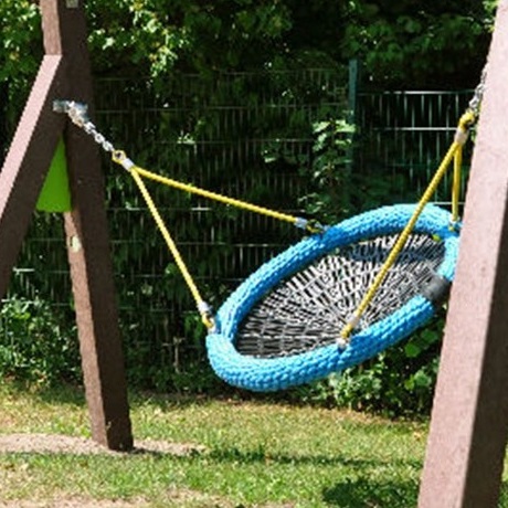 Eine Nestschaukel für unsere Spatzenkinder