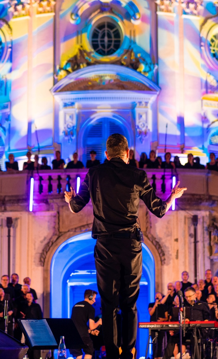 "One Day" – ein Open-Air-Konzert von Gospel im Osten