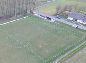 Aufbereitung des Spiel- und Trainingsgeländes