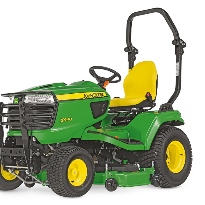 Neuer Rasenmähertraktor für den TSV Gambach