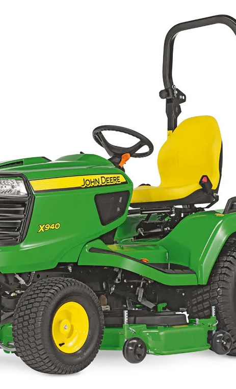 Neuer Rasenmähertraktor für den TSV Gambach