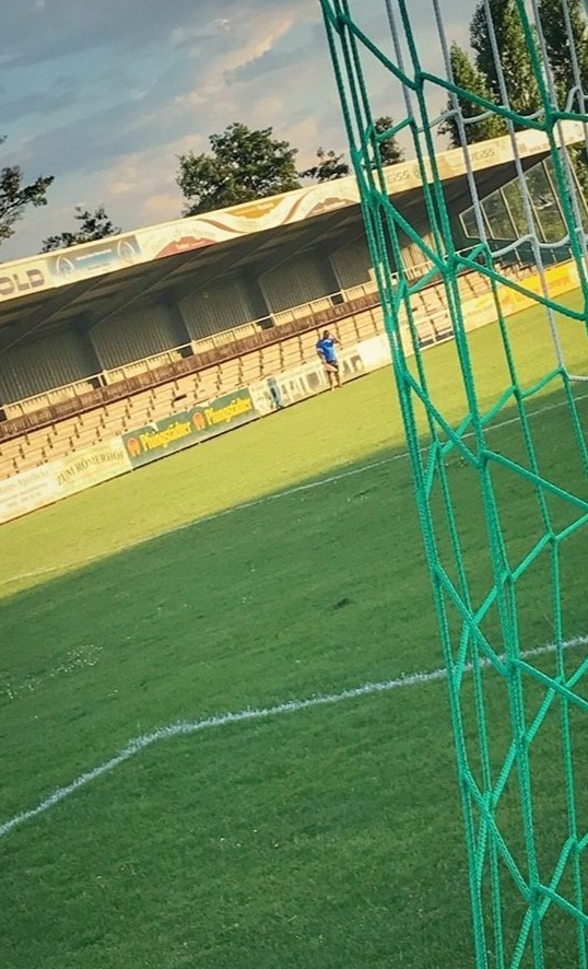 Neugestaltung der Tribüne
