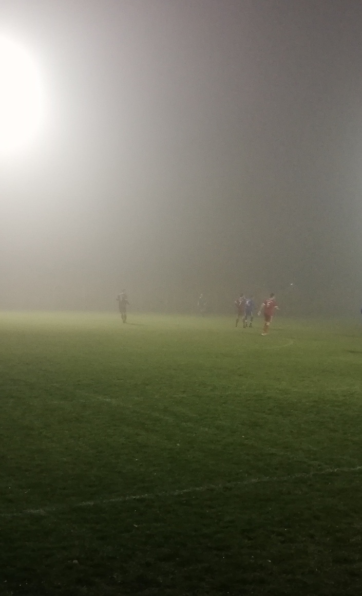 Sanierung der Flutlichtbeleuchtung beim FC Wallersdorf