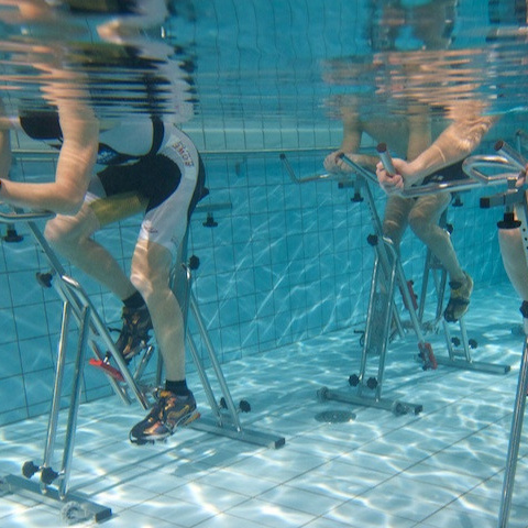 AquaCycling – Bewegungs- u. Gesundheitsangebot im Leinzeller Hallenbad