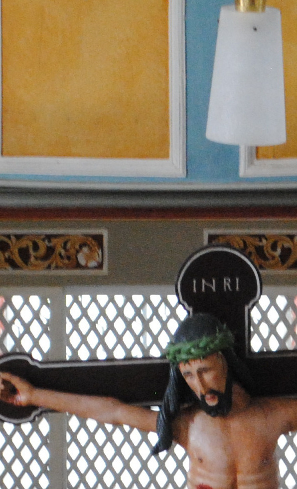 Frische Farbe in die Kirche Storndorf