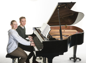 Ein neues Klavier für die Musikschule Denkendorf