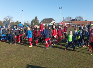 Sportbekleidung für die Nachwuchs-Taems des SV Groß Santersleben