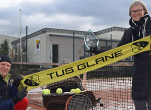 Flutlicht für ganzjährige Tennisplätze