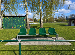 Ein Platz für alle - Sitzgelegenheiten für unser Sportgelände