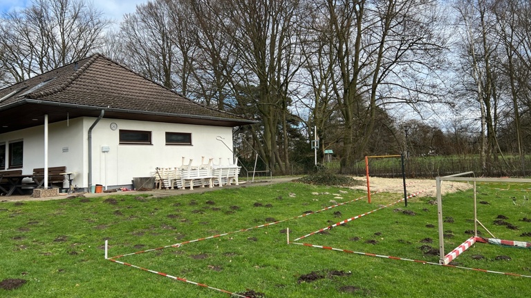 Bau eines Multifunktionscourts auf der Vereinsanlage des TTC Gütersloh