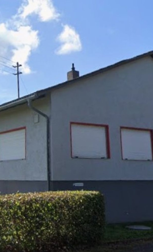 Neue Fenster für das Sportheim des VfR Waldkatzenbach