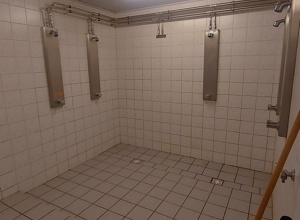 Neue Duschen für sauberen Fussball