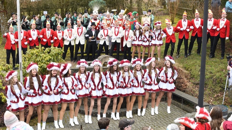 Neue Gardekostüme LCV Liesen Frohe Narren e.V.