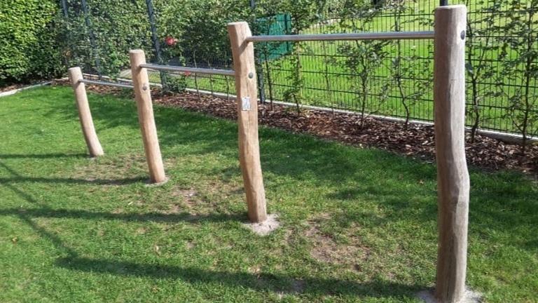 3er Kletterstangen für den Kindergartenspielplatz