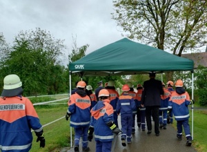Biertischgarnituren für die Freiwillige Feuerwehr Wüstenstein